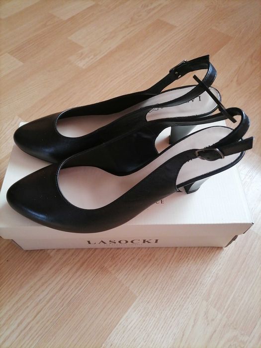Czółenka skórzane "Lasocki" roz 39 - 26 cm. Nowe.