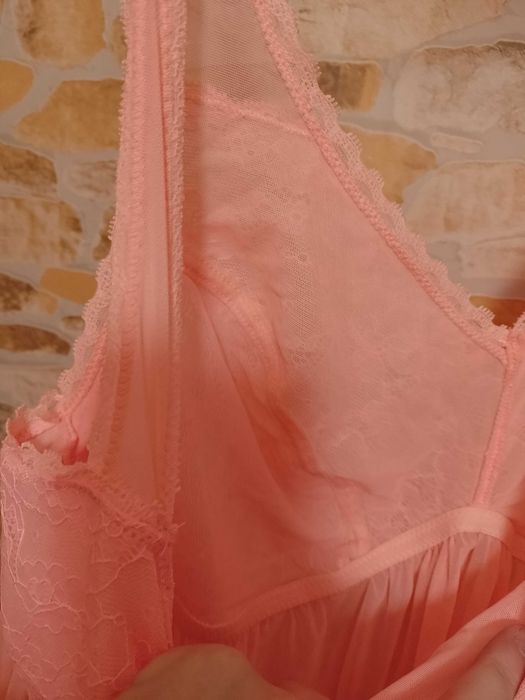 (44/XXL) Ekskluzywna, Zmysłowa halka pod sukienkę z Londynu