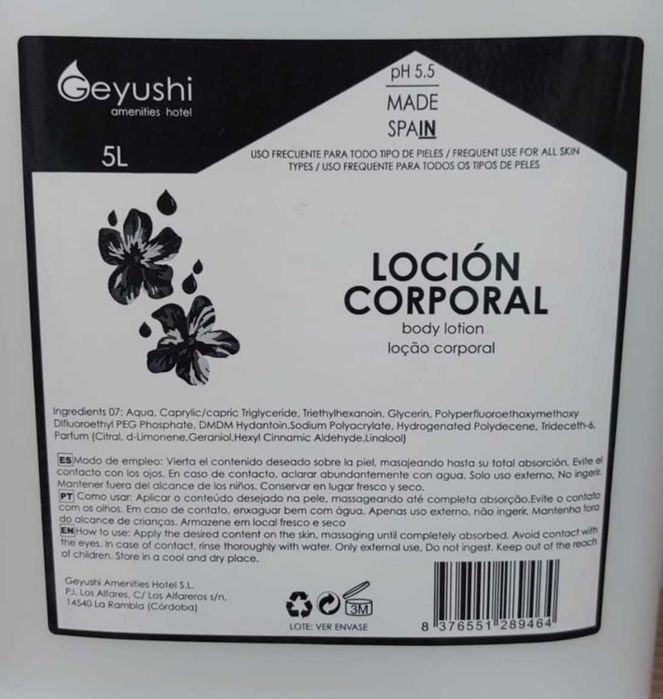 Vende-se Loção Corporal 5L