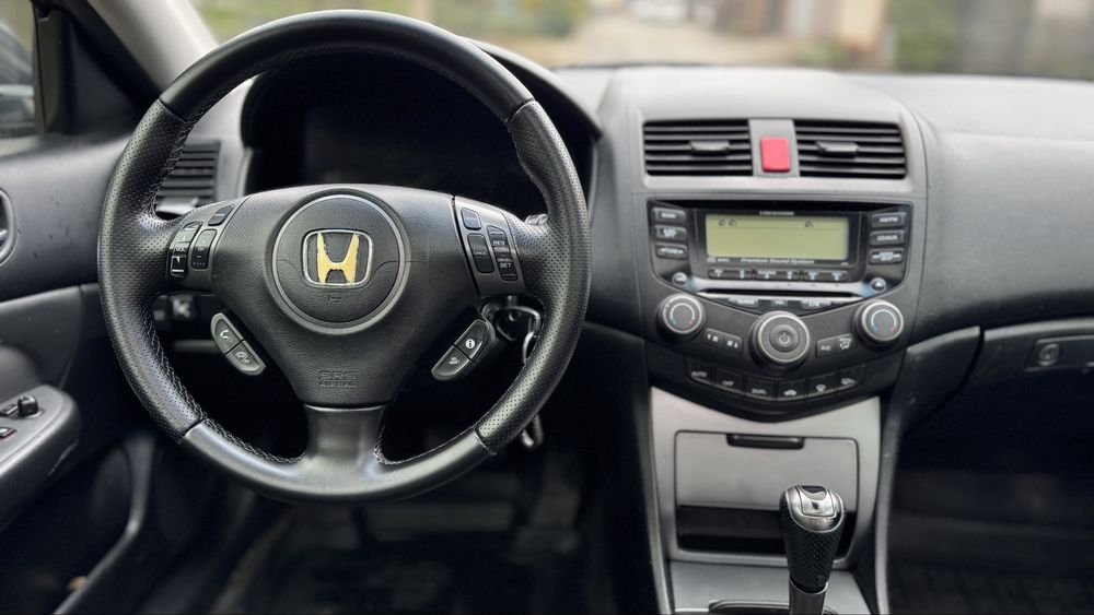 Honda Accord 7 автомат газ/бензин