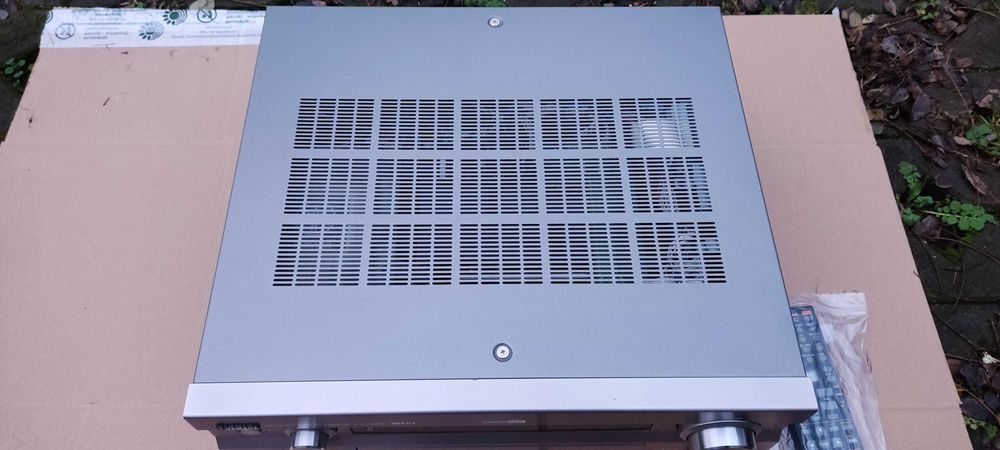 wzmacniacz amplituner  Yamaha RX-V2500 z pilotem ,BDB stan