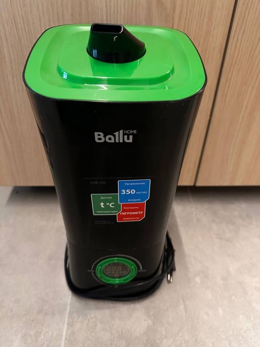 Зволожувач повітря Ballu Home