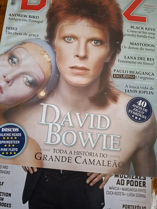Três revistas antigas Blitz e Rolling Stone