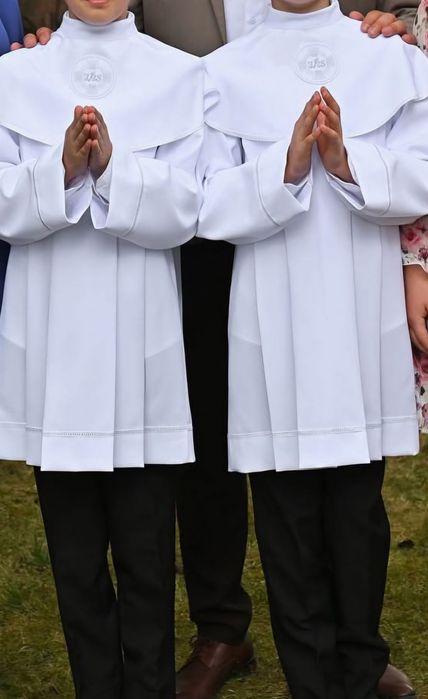 Alby komunijne 2 sztuki. 140-150cm