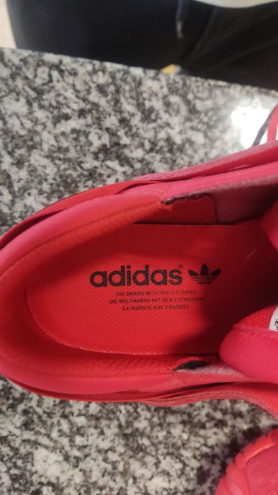 Adidas tubular t.40