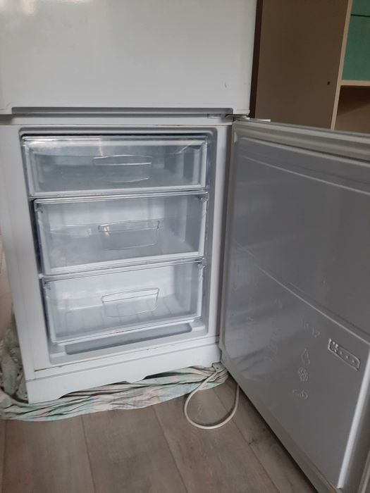 Холодильник INDESIT б/у