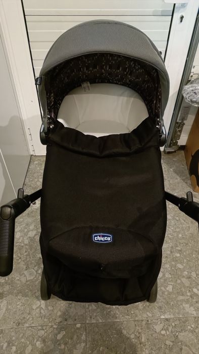 Carrinho de bebé Chicco - trio