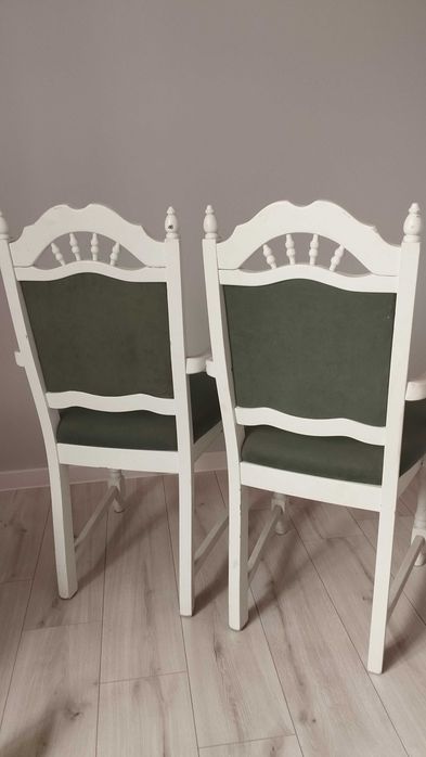 Krzesła tapicerowane