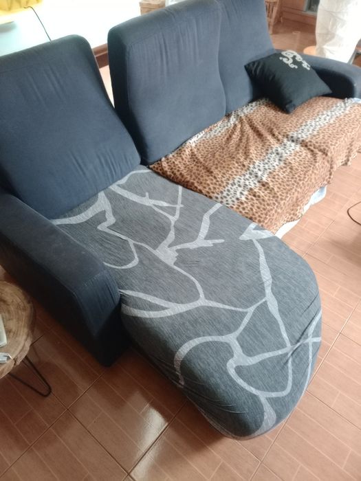 Sofá com Chaise Long