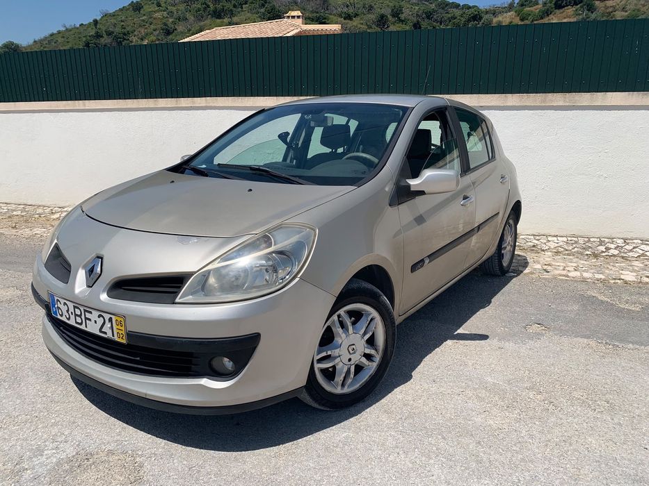 Carro Renault Clio — photo 3