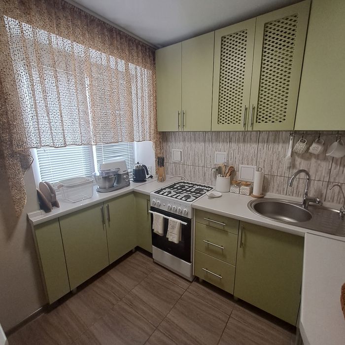 Продаю 3 комнатную квартиру с ремонтом,, Кораб район