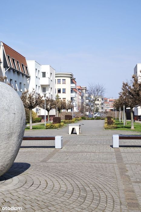 Duże 3 pokojowe - Zamknięte Osiedle