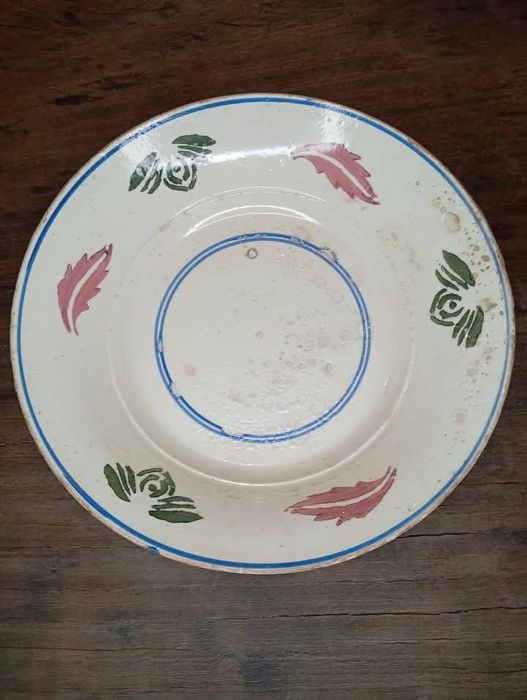 Saladeira em faiança