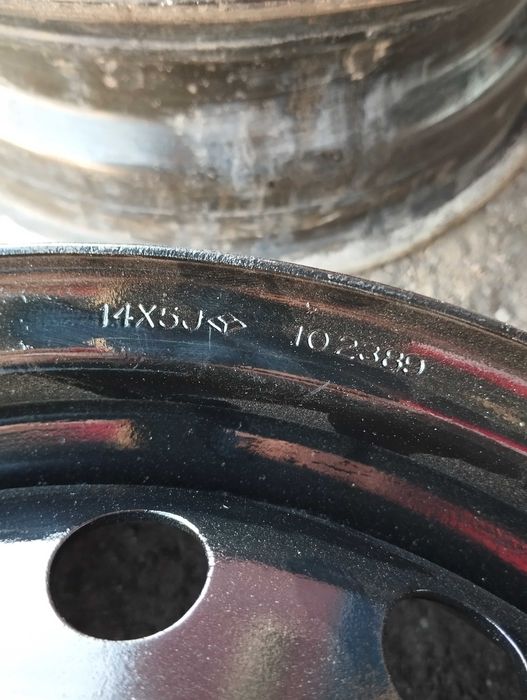 продам диски в хорошем состоянии.