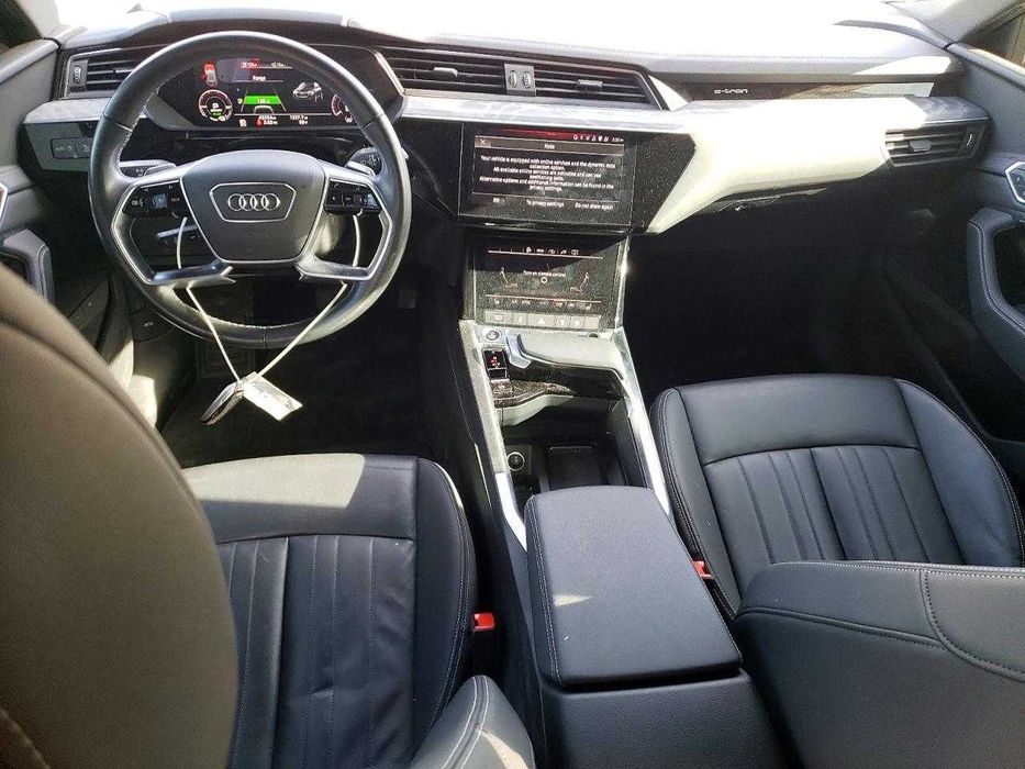 Audi e-tron Premium 2022