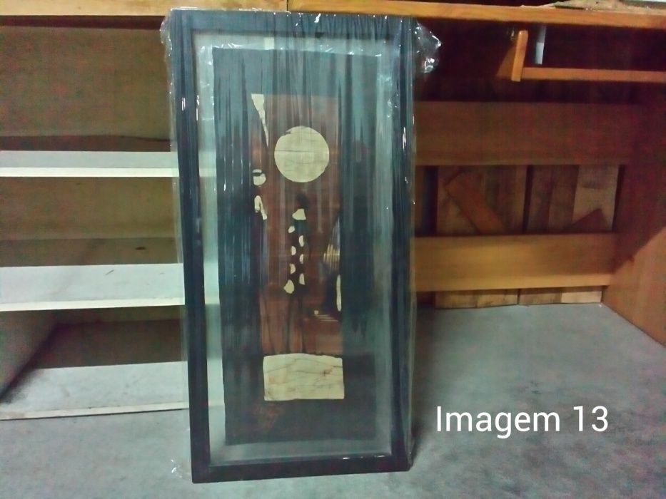 Vários artigos de decoração e iluminação