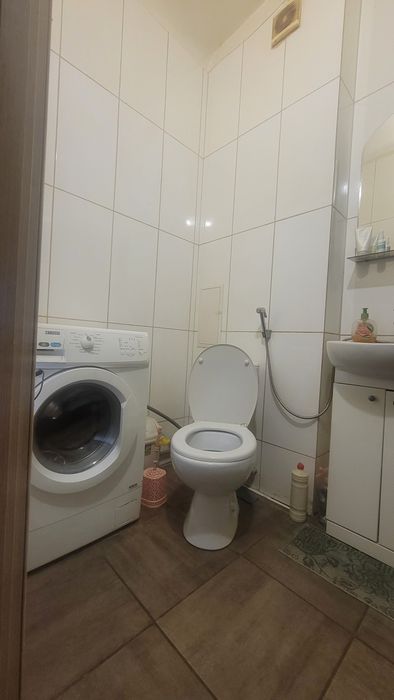 Продам 2-во кімнатну з газовим опаленням