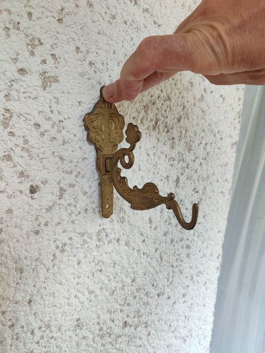 Крючок с бронзы,