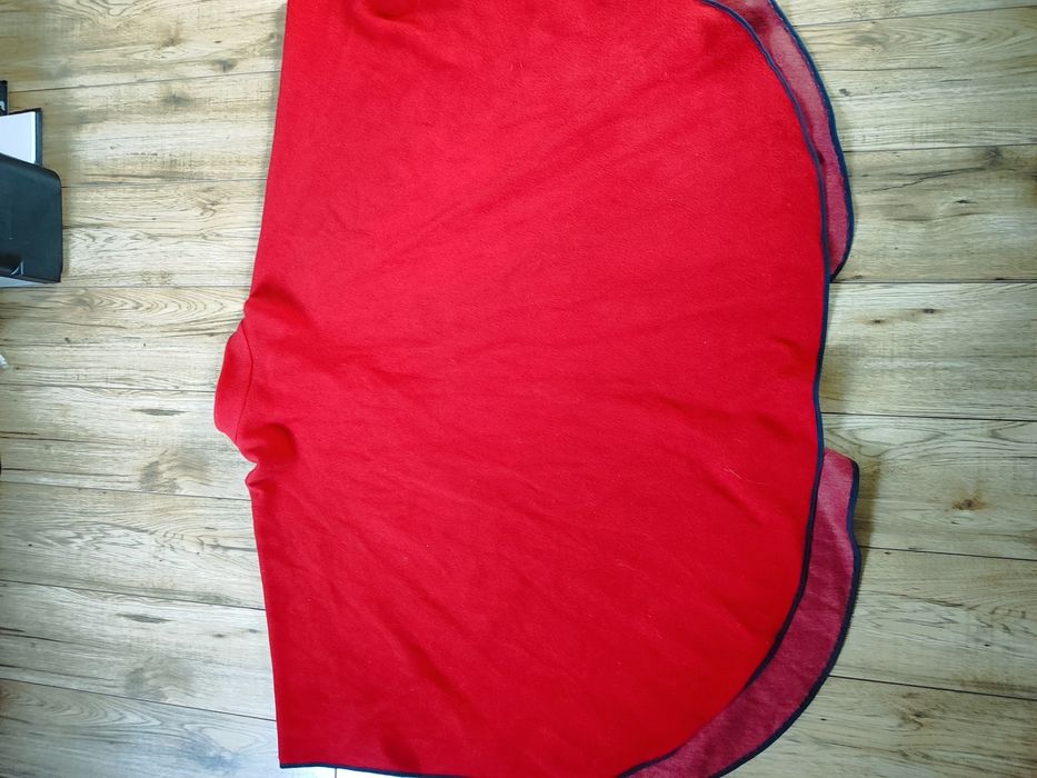 Ponczo peleryna 46 44 XXL pani mikolajowa świąteczny  czerwony płaszcz