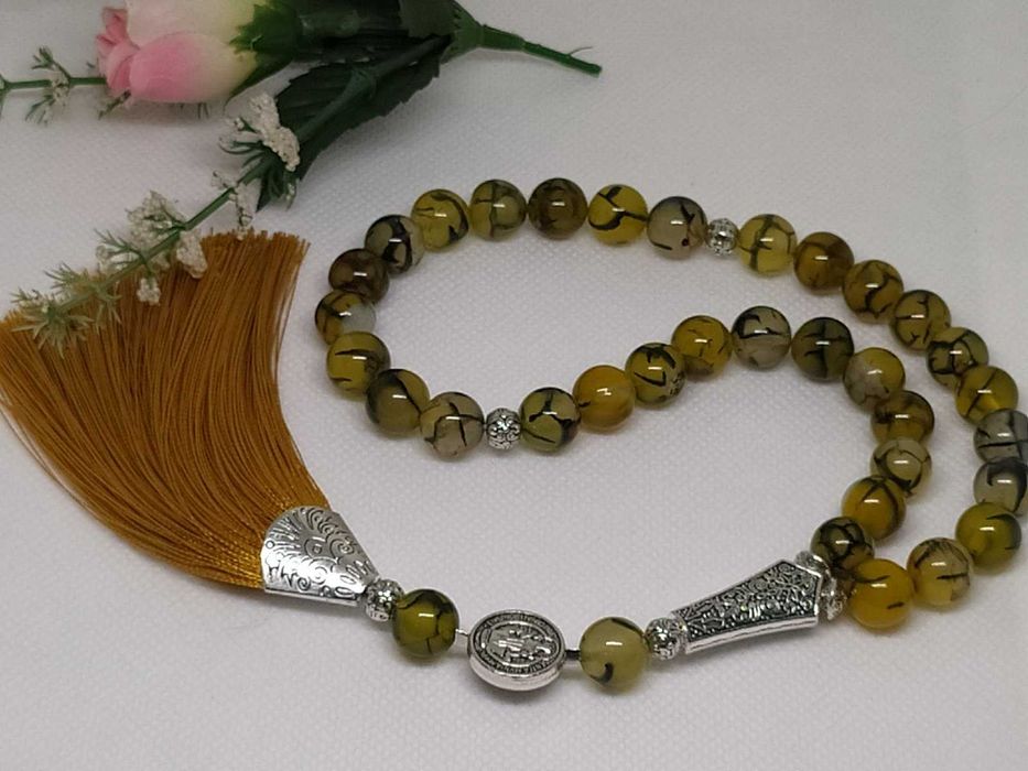 Чотки з натурального каменю в наявності!