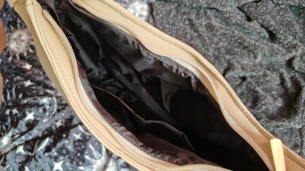 Сумка від Luky бежева світла