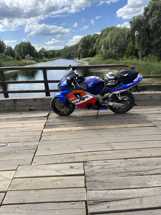 Honda CBR 600 F4i