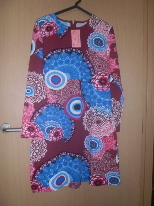vestido novo com etiqueta para mulher