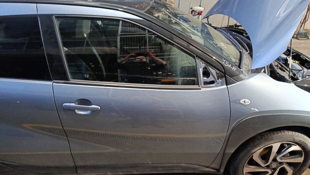 Porta frente direita TOYOTA Aygo X