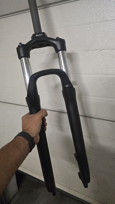 Sr suntour XCM 32