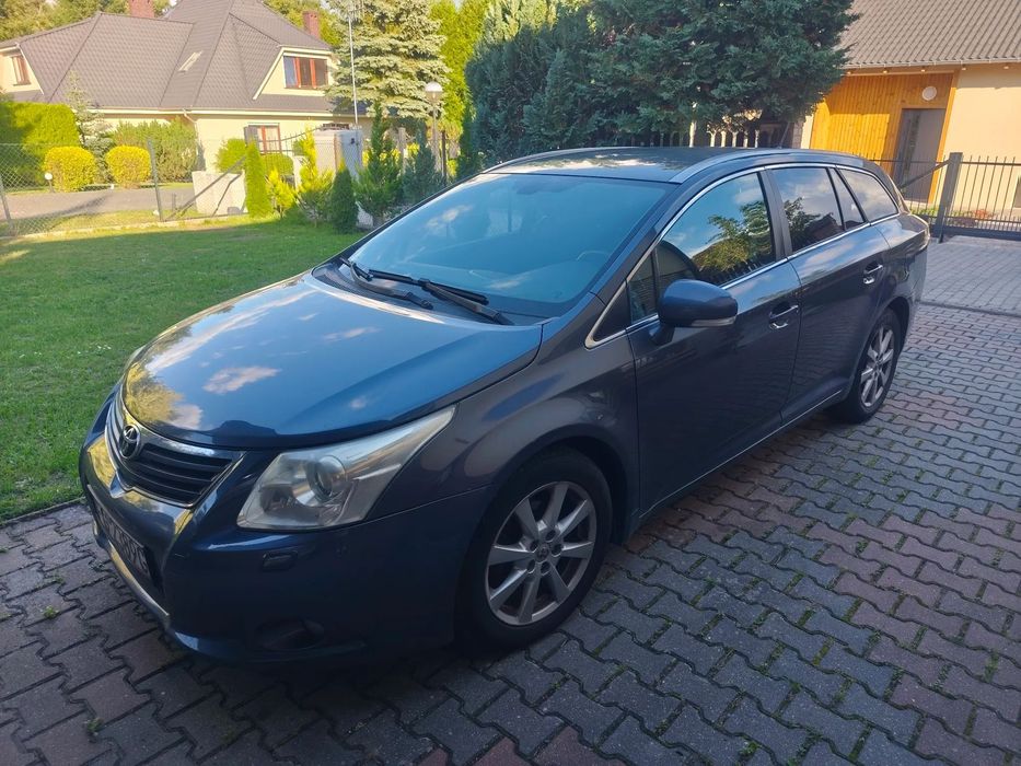 Toyota Avensis Drugi właściciel,auto zakupione w polskim salonie toyoty