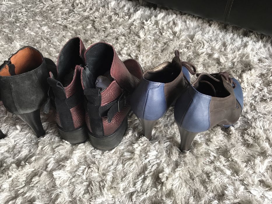Botas 37 em pele em bom estado
