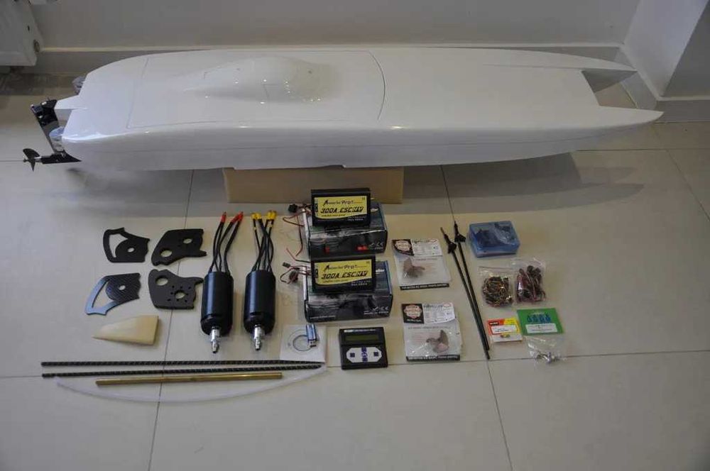 Model zdalnie sterowany HPR135 Bulletproof do samodzielnego złożenia