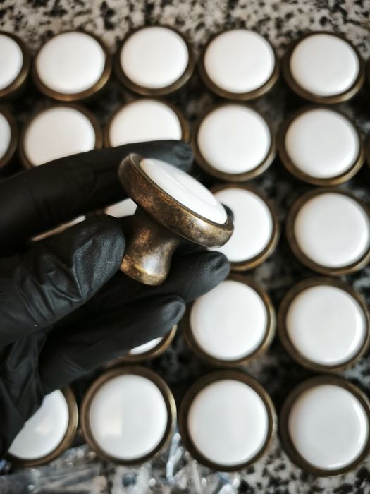 Ручки для меблів бронза кераміка