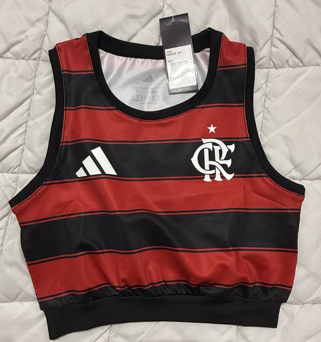 Tops desportivos