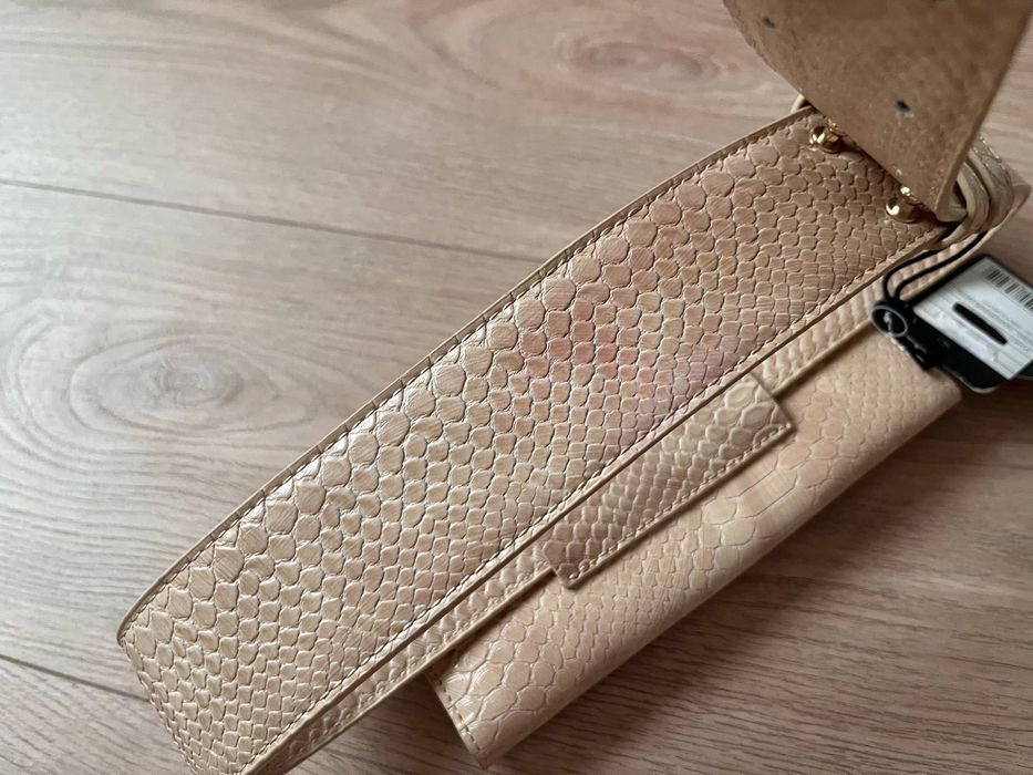 Beżowa torebka nerka/pasek Ochnik