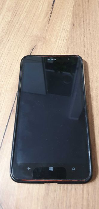 Samsung j3 i Nokia 1320 tani smartphone