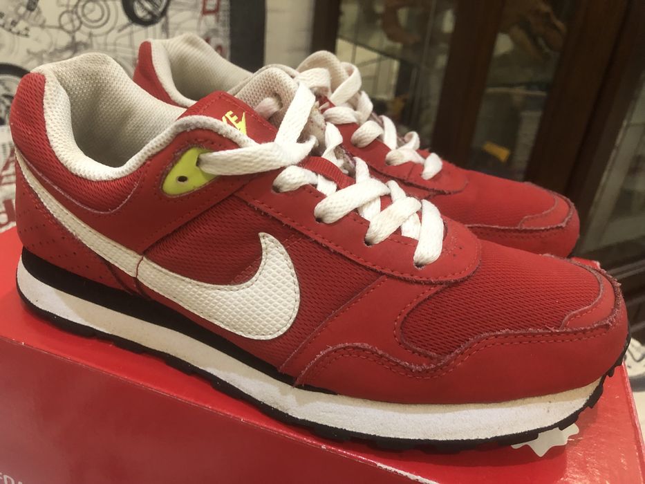 Кросовки женские Nike