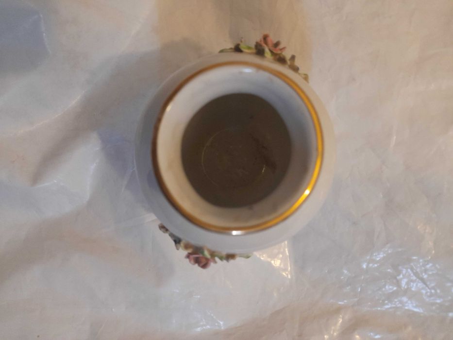 Jarra em Louça de Alcobaça ( Raul Bernarda ) ..  Muito antiga