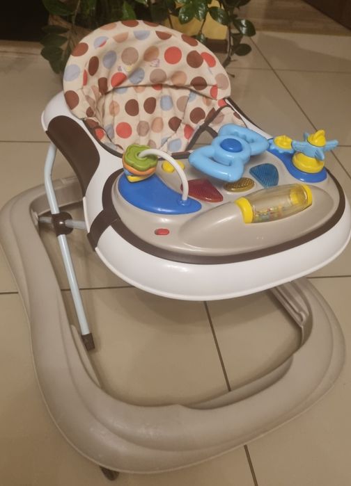 Solidny chodzik z regulacją