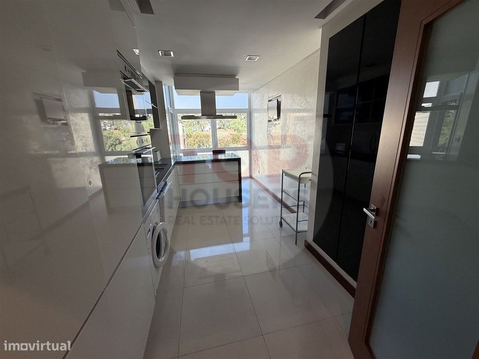 Apartamento T2 arrendar-condominio fechado