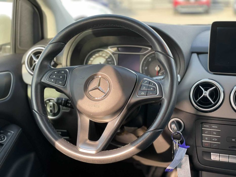 Mercedes-Benz B-Class 2017 VIN WDD2462121J470334 фото оголошення 16 з 23