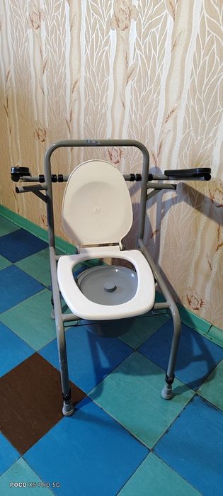 Продам стул туалет б/у