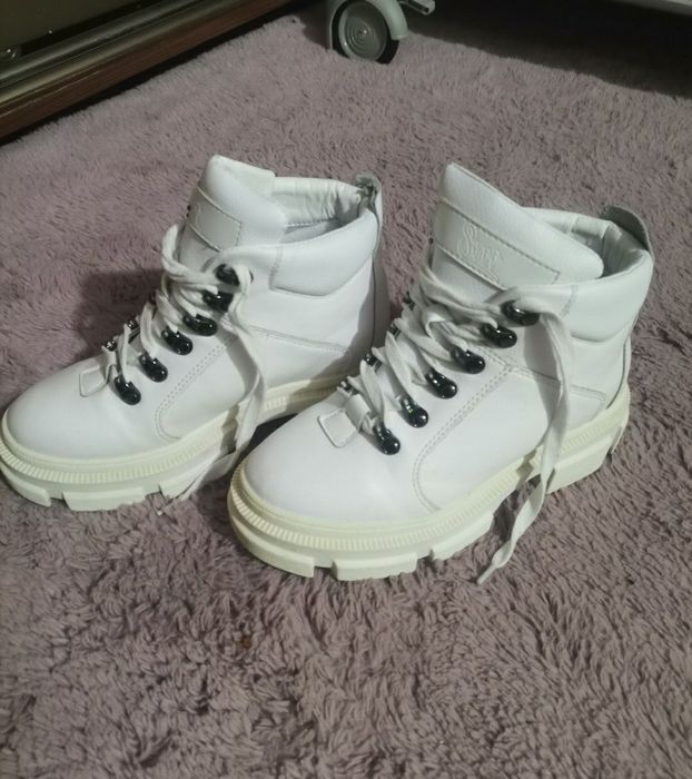 Ботинки 36 розмір