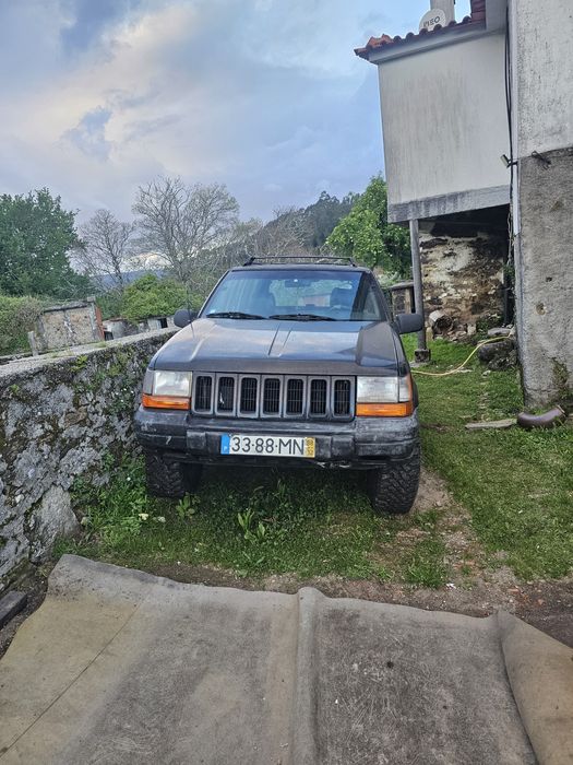 Vendo cherokee zj