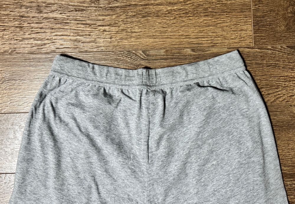 Спортивные брюки Hugo Boss.