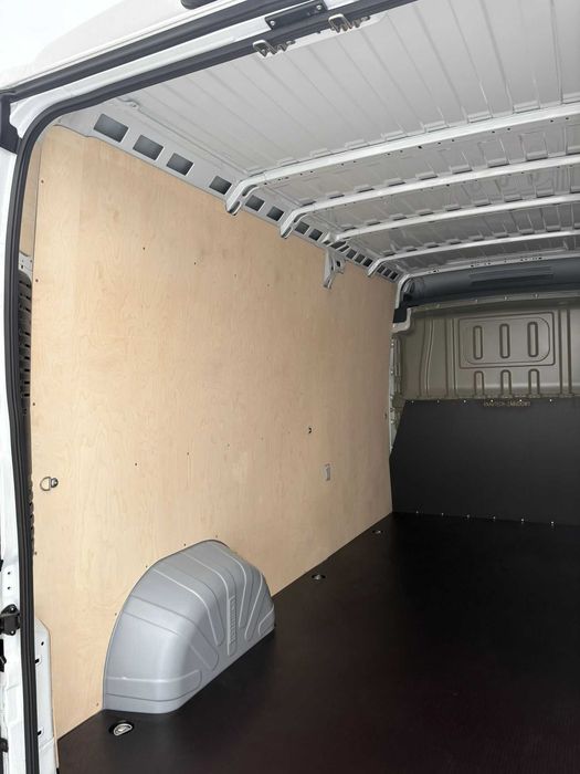 Zabudowa pojazdu dostawczego Ducato Jumper Boxer Movano Proace Max