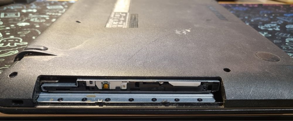 Laptop ASUS A540LA 15,6" Intel® Core™ i3-4005U 8GB RAM