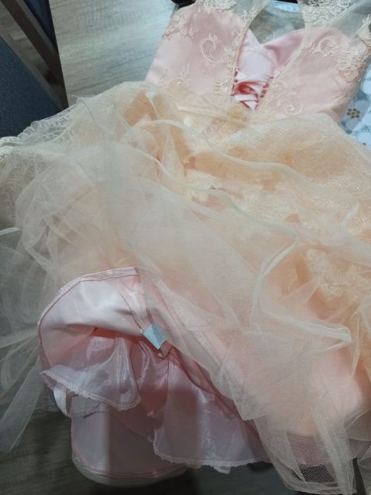 Sukienka PRETTY WOMEN r.36/38