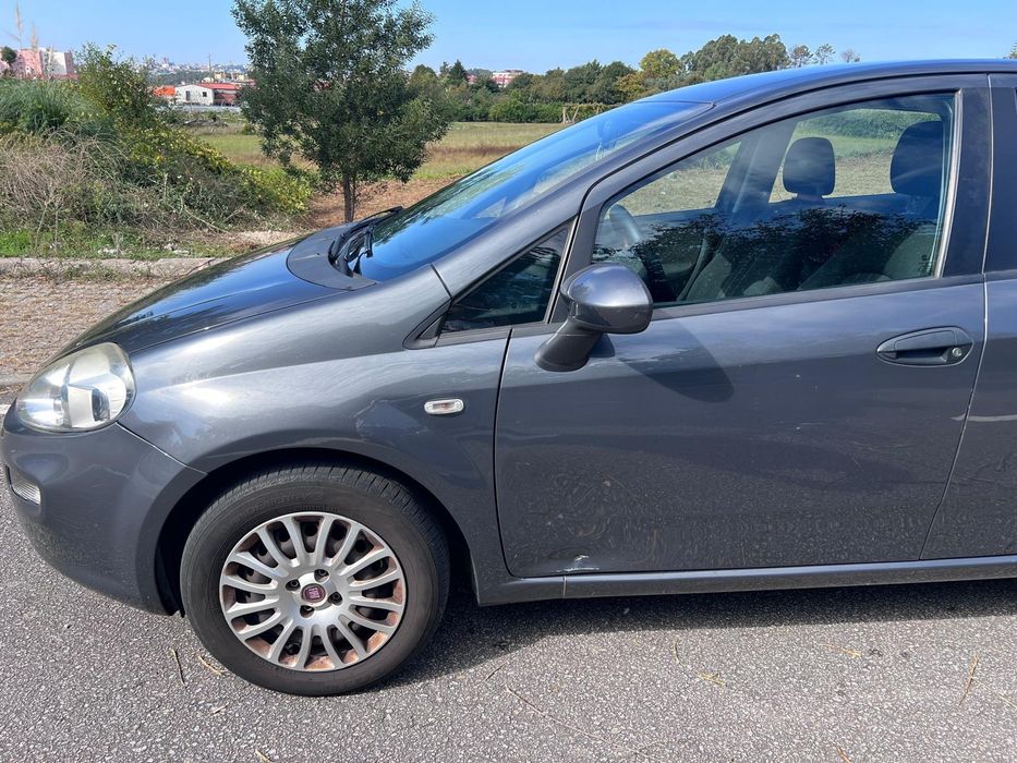 Fiat Punto 1.2 com 69cv de 2015 com 99900km — photo 2
