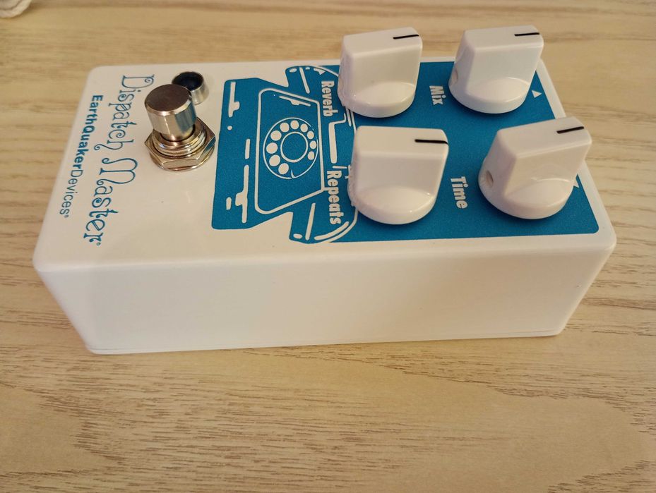 EarthQuaker Devices Dispatch Master V3 delay reverb